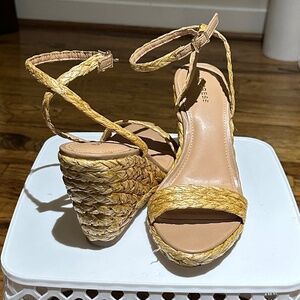 Woven Straw Wedge Sandals